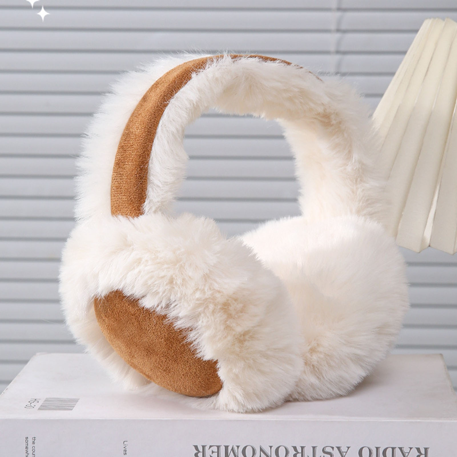 Ear Muff Foldable - ที่ปิดหูกันลม ขนนุ่ม อุ่นสบายสำหรับปั่นจักรยานในฤดูหนาว อุปกรณ์ปิดหูแบบพับได้ ขนเฟอร์เทียมนุ่ม ป้องกันความหนาวเย็น