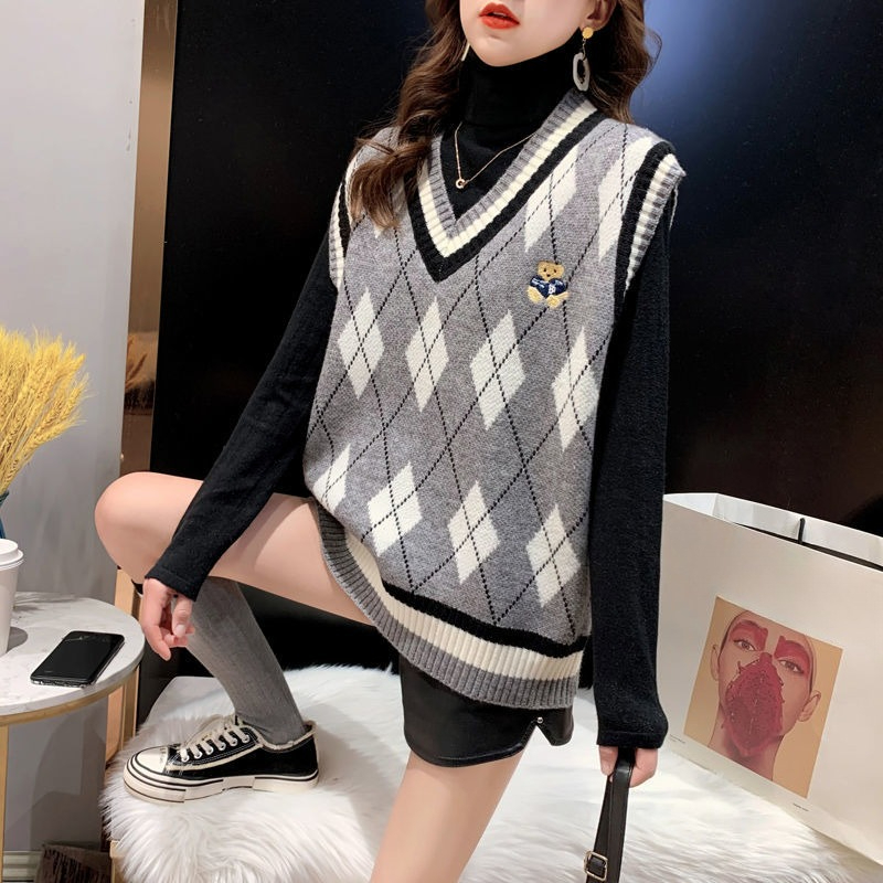 เสื้อกั๊กถักสีแดงสำหรับผู้หญิง - Winter Clothing Trends 2025 Women'S บทวิจารณ์และราคา